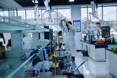 全國網絡媒體山西行丨振興東方,助力中醫(yī)藥走向國際